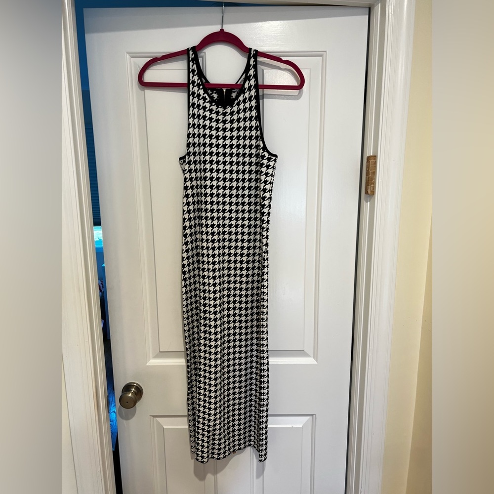 Black & White Houndstooth Tank Midi Dress